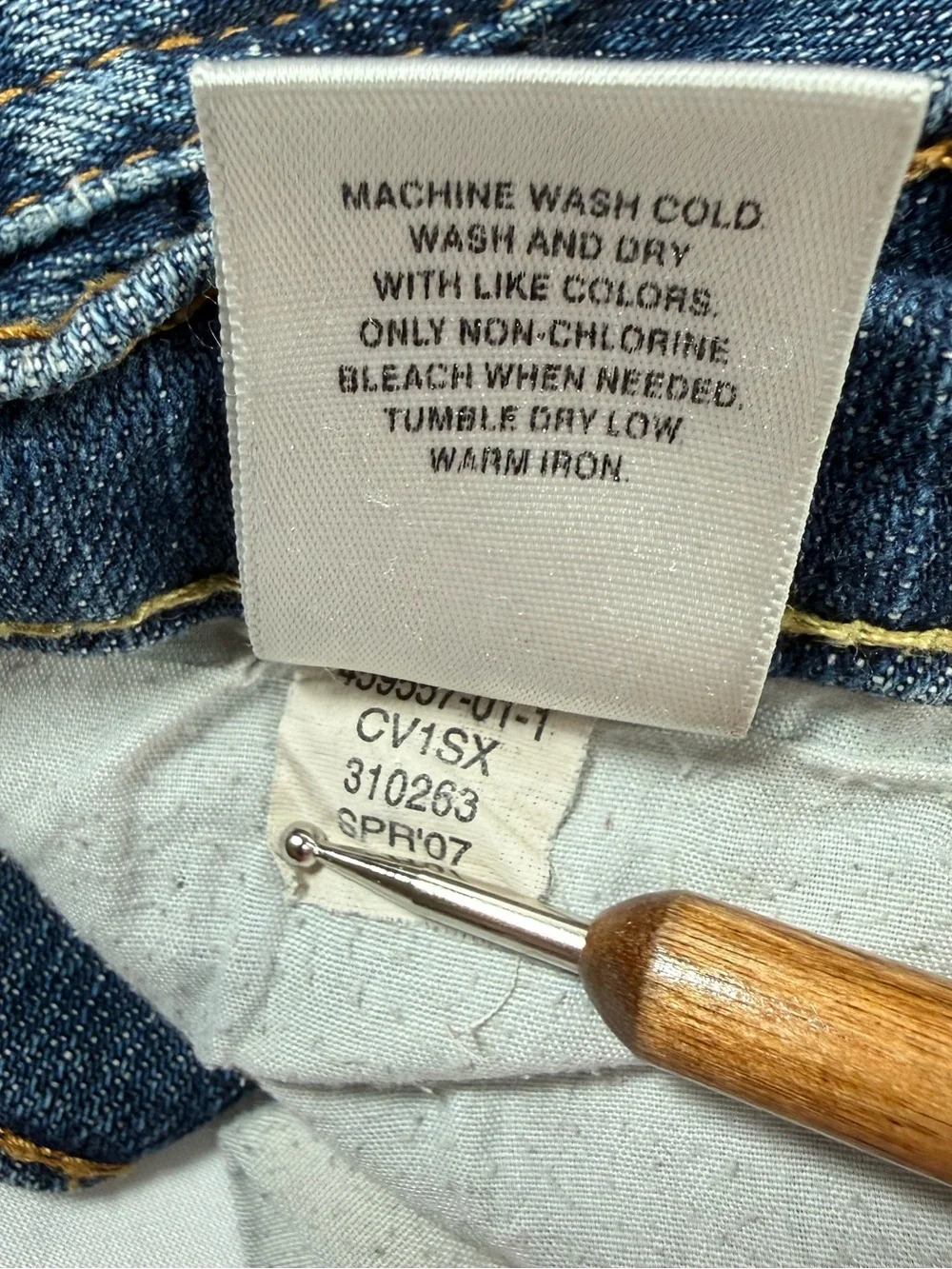 OLD NAVY Womens Denim Bermuda Shorts 8 Y2K Revival 2007 Low Rise Long Jorts